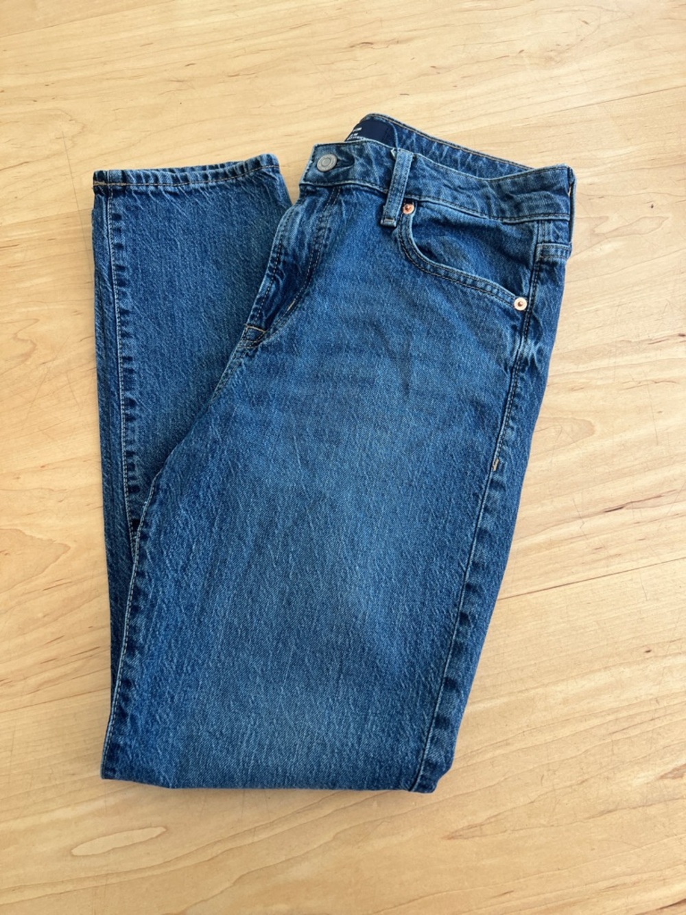 GAP Women’s Dark Blue Straight Jeans